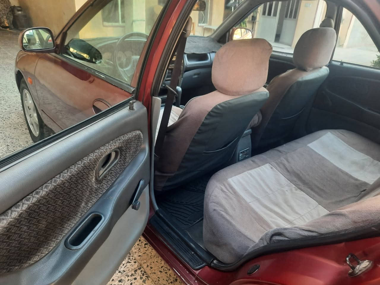 بروتون 2004 رقم بغداد انكليزي السيارة جاهزة من مكينة كير كفالة كير اوتوماتيك صدر أمامي خلفي تبريد  كلة جاهز مصبوغة عام للجمالية السعر 53 الرقم *********** العنوان البياع شرطة الخامسة
