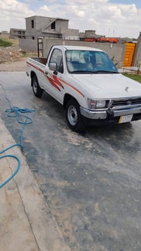 بيكم موديل 99 سياره نضيفه للبيع 07709125310