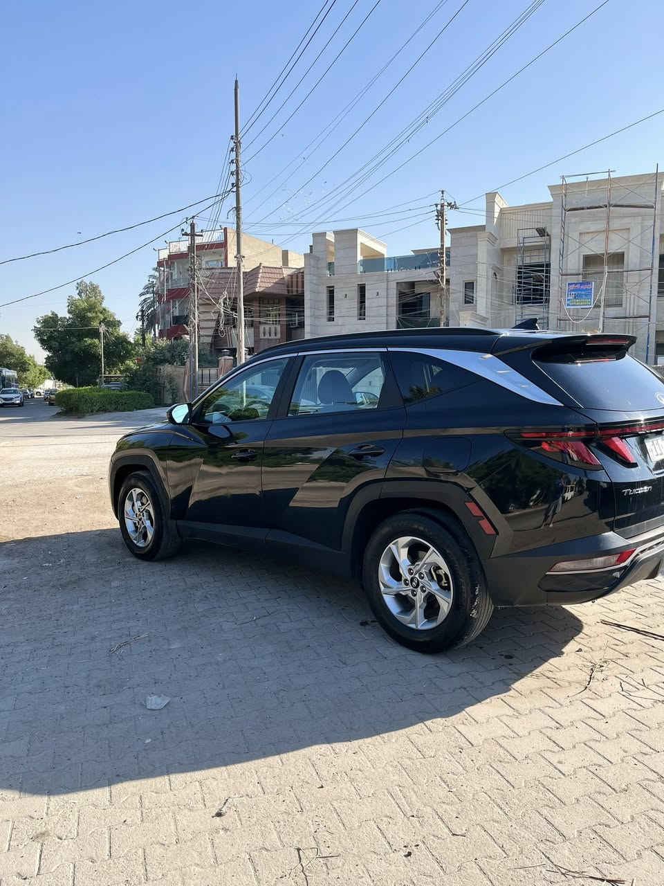 السلام عليكم ورحمة الله 
توسان موديل 2024
حادثه موضح بل صور بدون اي دواخل ايرباك فقط برده 
تبديل جاملغ وتصليح الباب وصبغ قطعتين فقط وبيه بارد شي بسيط بل بونيد 
تخم تاير جواها جديد ابو لضمان 3 سنين ولوصل موجود
وباقي السياره مكفول كفاله عامه من كير محرك كهربائيات مناقصه اي شي اي كلوب بل دشبول ممشتغل السياره فول مال عده بنوراما وماشيه 48 ميل السياره بسمي تحويل ثاني سعر السياره 185 وبيه مجال مكاني 
بغداد الجديده شارع المسبح
***********تفاصيل اكثر
