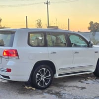 لاندكروزر موديل 17 كفاله عامه ضربه وصبغ وتبديل جديده على وضع الوكاله م...