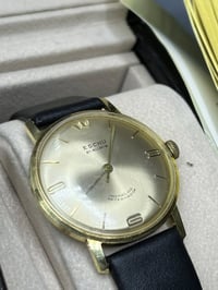 ساعة إيشو الماني انتاج قديم نصب تكويك 21 حجر طلاء ذهب قطر 34  قشطة  نظ...