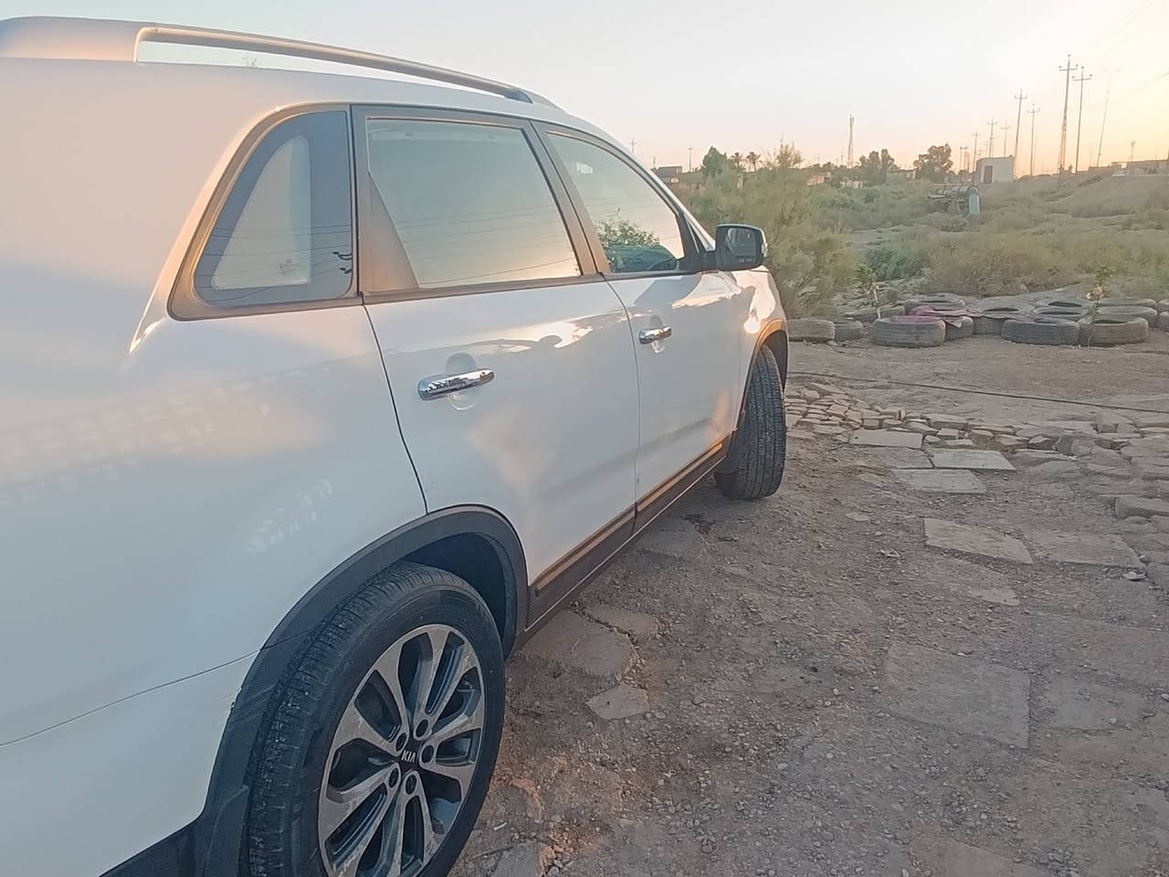 سورنتو 2014
محرك 6V
سبعة راكب 
وارد خليحي
رقم انگليزي 
المكان الناصرية قضاء الفهود 
الرقم ‏‪***********‬‏
