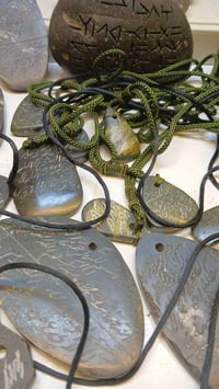 إكسسوارات شخصية • بغداد • للحجز