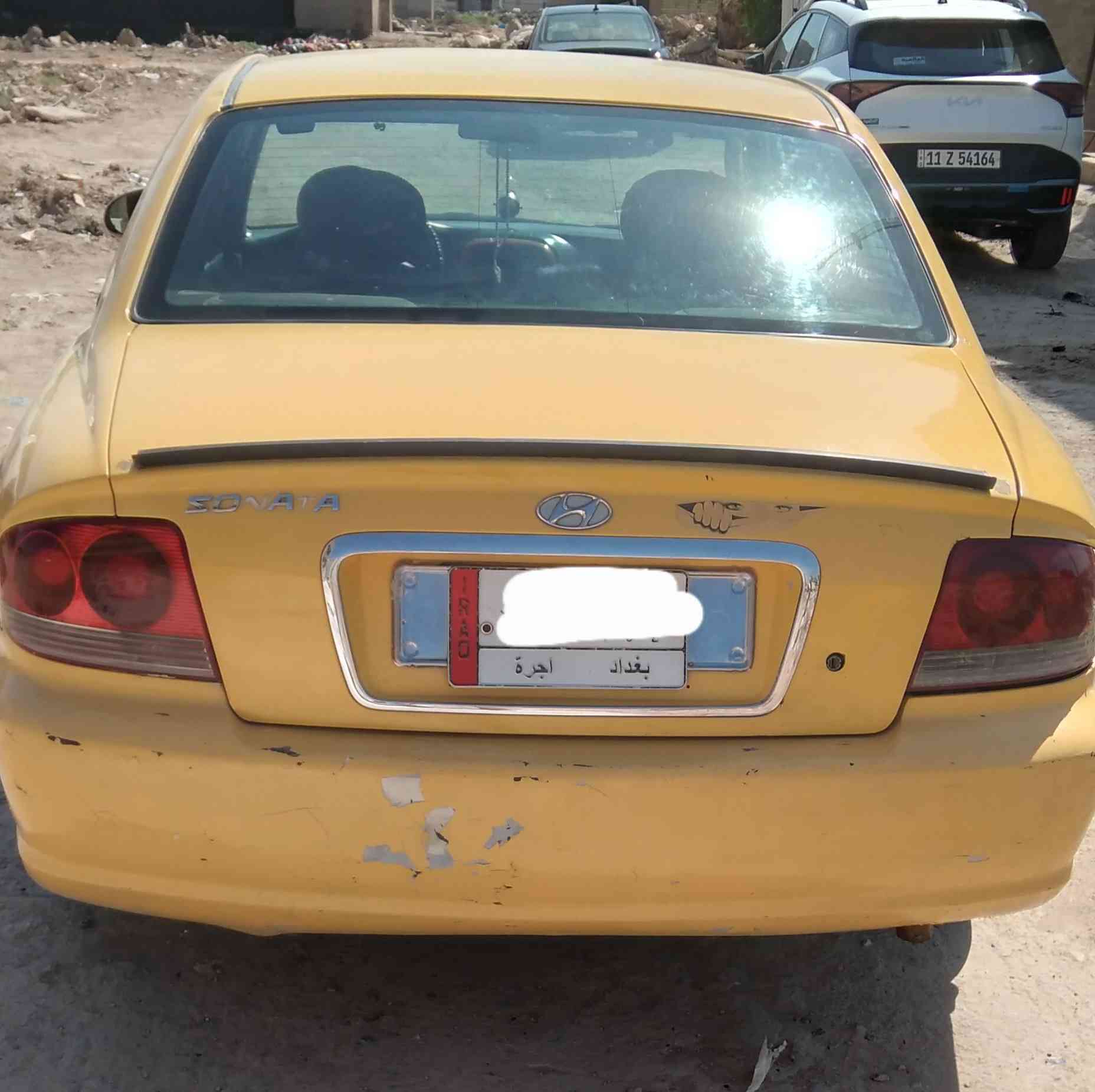 السلام عليكم سيارة هونداي سوناتا وفود للبيع موديل ٢٠٠١ بغداد اجرة رقمي للاتصال ***********
