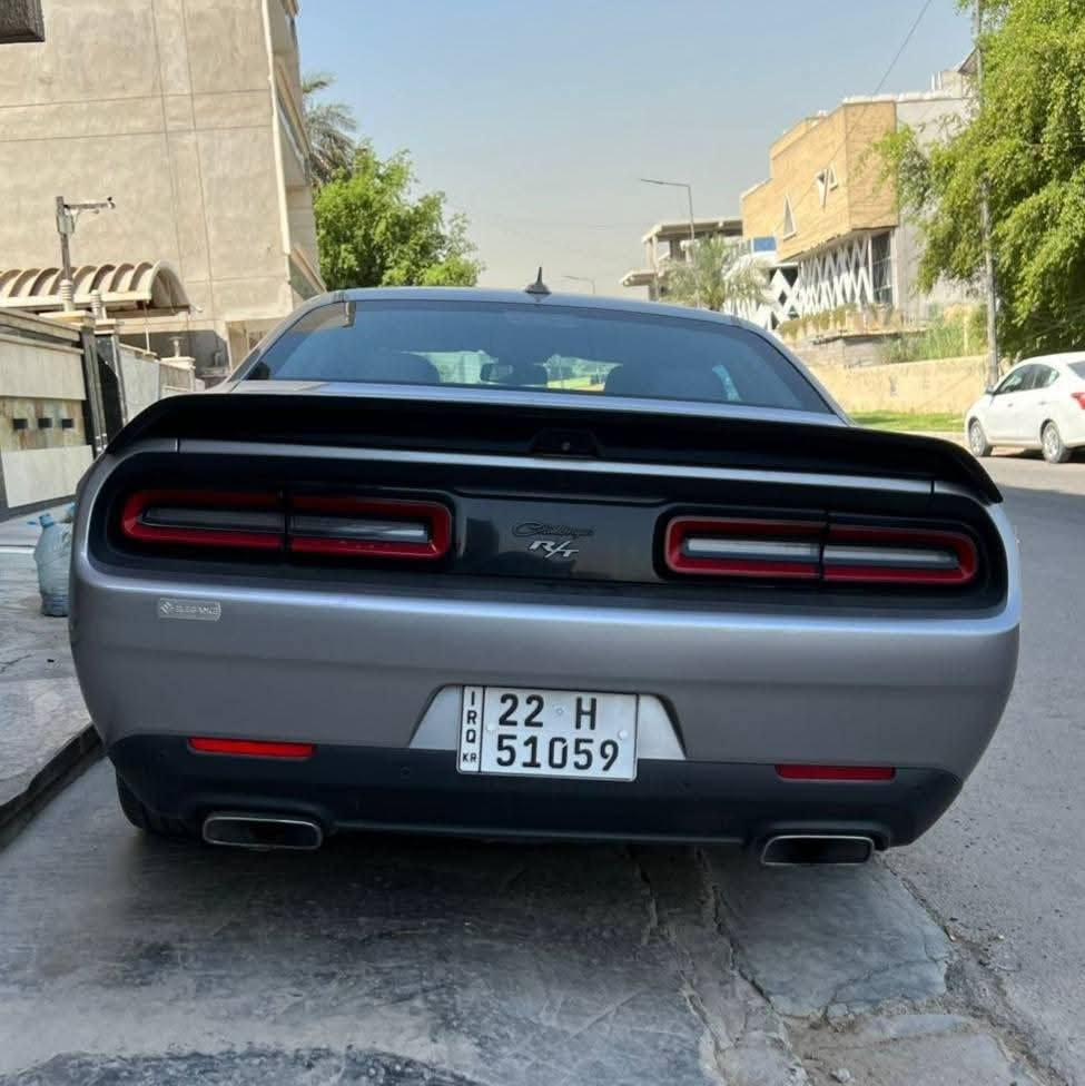 بيع مستعجل 8 سلندر بسعر مناسب جدا
جالنجر RT موديل 2018
ماشيه 58 الف حقيقي 
بيها قطعة ونص صبغ وبنيد مبدل بلادي نفس لون مو تجاري
مواصفات ارتي بلاس فول عدى الفتحة وباسمي 
السيارة كامله من كلشي اي نقص مابيها 
مكان السيارة بغداد 
للاستفسار ***********
