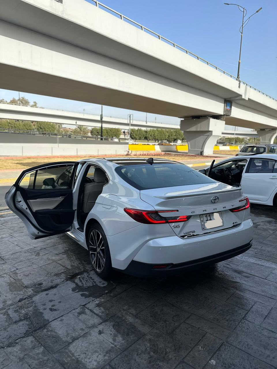 سلام عليكم
كامري 2025 لمتد ضمان شركه ساز
ياباني اصلي
اعلى مواصفات بل كامري
ماشيه 13 
مرقمه بغداد ب اسمي
داتا شو (تعرض العداد عل جامه الاماميه)
خمس كامرات
ردارات وتحديد مسار ونقط عمياء
مرايا وسطيه كامرا وزراك خلفي للكامرا
شباج امامي كروم بلاد 
بانوراما 
لايت اربع عدسات فول زينون
لد امامي خلفي 
بردات جانبيه+خلفيه كهرباء
شاشه كبيره ابل كار بلي+اندرويد اوتو 
شاشه خلفيه ايباد مقاعد اربعه كهرباء
تبريد مقاعد
مقاعد ميموري خزن
بيها هواي مواصفات ماتخلص 
العنوان بغداد
***********
