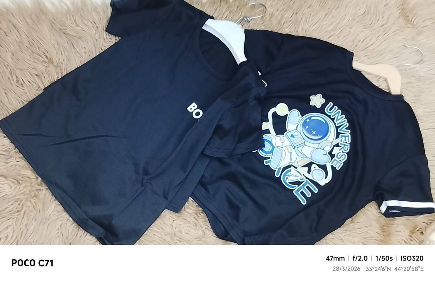 تشيرتات 3 ألف  شورت 2 الثوب 3 التراك ب5 
للحجز ***********
