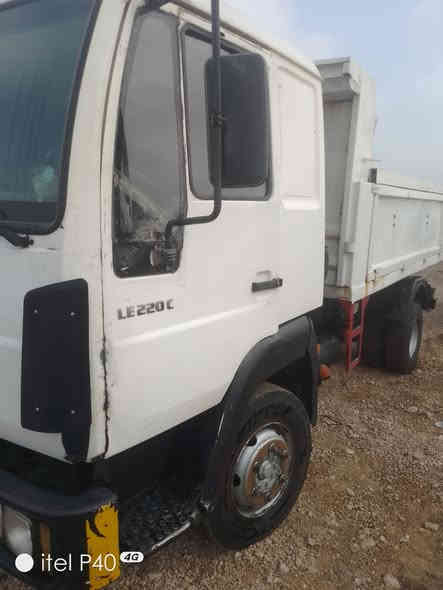 سلام عليك يوجد مان قلاب للبيع موديل  2002 عنوان فلوجه انساف  85 وبيهه مجال قليل شرط تحويل *********** /***********
