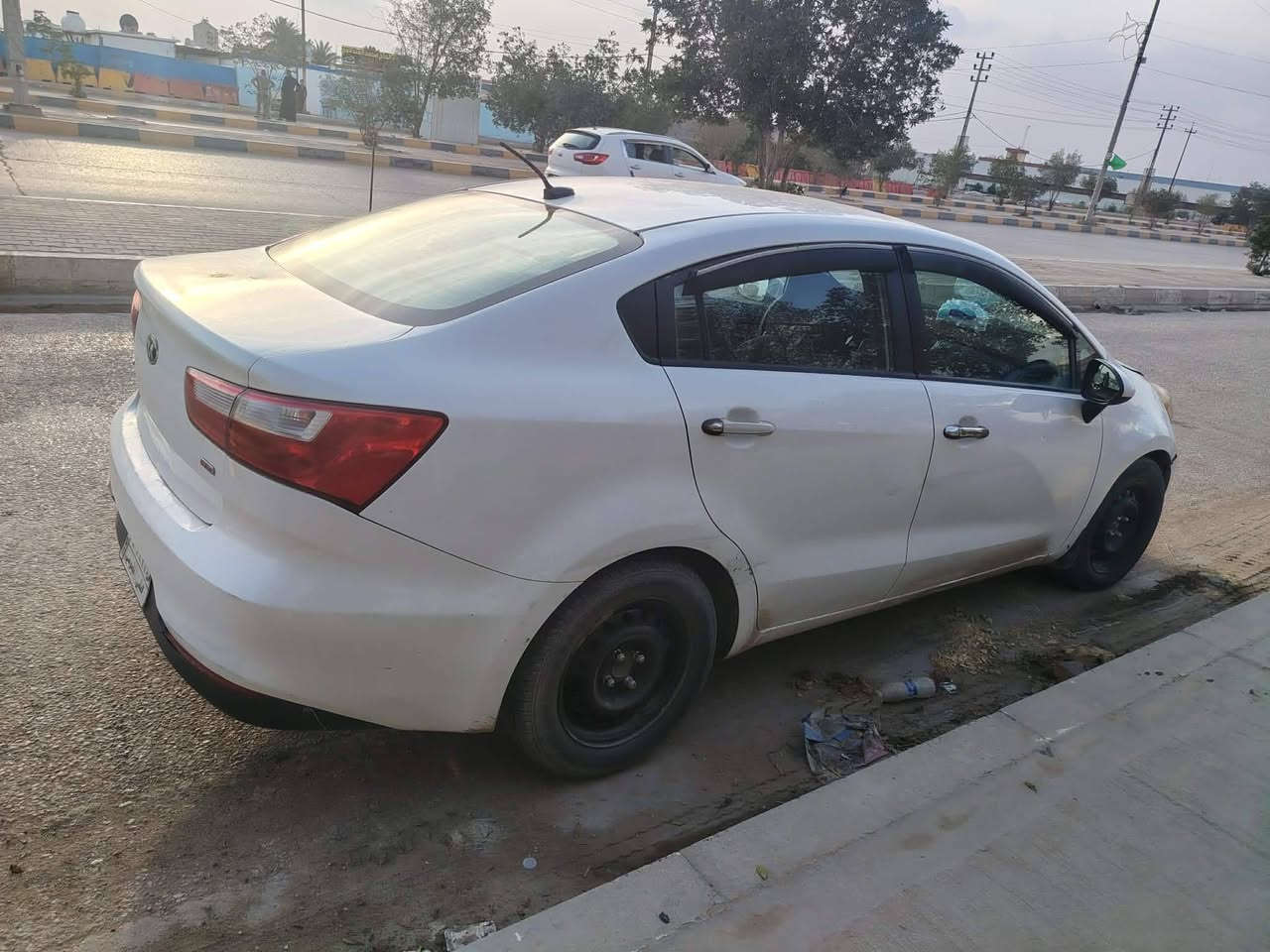 السلام عليكم
كيا ريو امريكي 2016 
كير محرك مكفولات 
  تحكم جهتي 
حاكيه تلفون 
سياره بيها جاملغ عكس السائق مصلح وبنيد تصليح 
بيها باردات مو ضح بالصور 
سياره تخم تاير جديد 
حداديه جديده 
رقم مثنئ باسمنا 
سيارة جاهزة  جانيها صار ثلاث سنوات خير من لله منضومة تبريد جديده كمبرسير جديد وراديتر تبريد جديده
السعر  ٧٨ معا المجال 
اي استفسار اتصل وتدلل 0786202211


**إذا كنت صاحب هذا الإعلان وتريد حذفه لأي سبب، رجاءا أرسل رسالة إلى الدعم الفني**