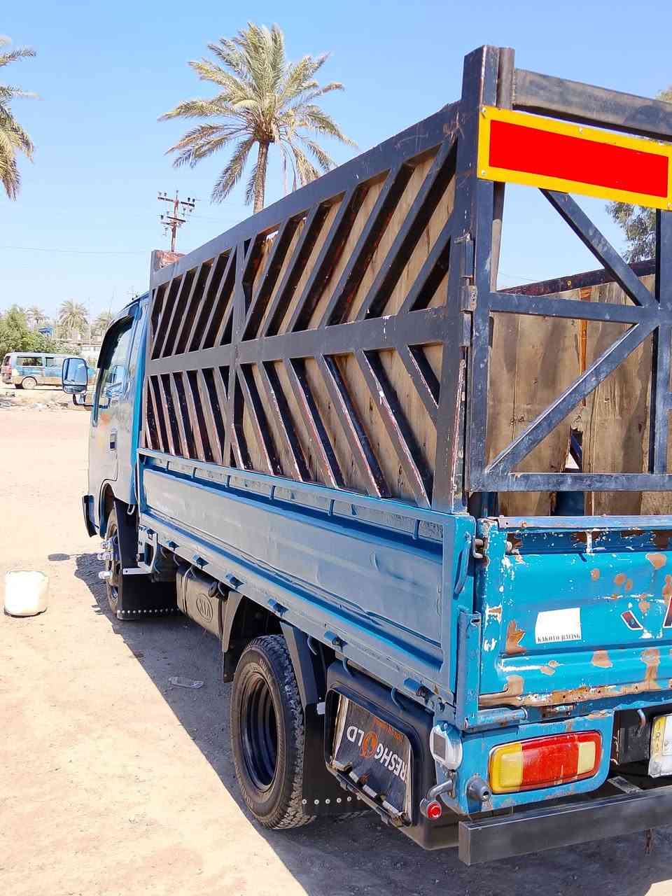 كيه فونتيره فحل موديل 1998رقم بغداد مشروع وطني محرك وكير واكسل وشاصي ورقم شاصي كله خير من الله دوشمه كهربائيات جدد سياره جاهزه للعمل محرك 3000
 السعر 78 وبيها مجال لطيبين مكاني بغداد ابو غريب 
*********** اتصل واني خادم بي واتساب

