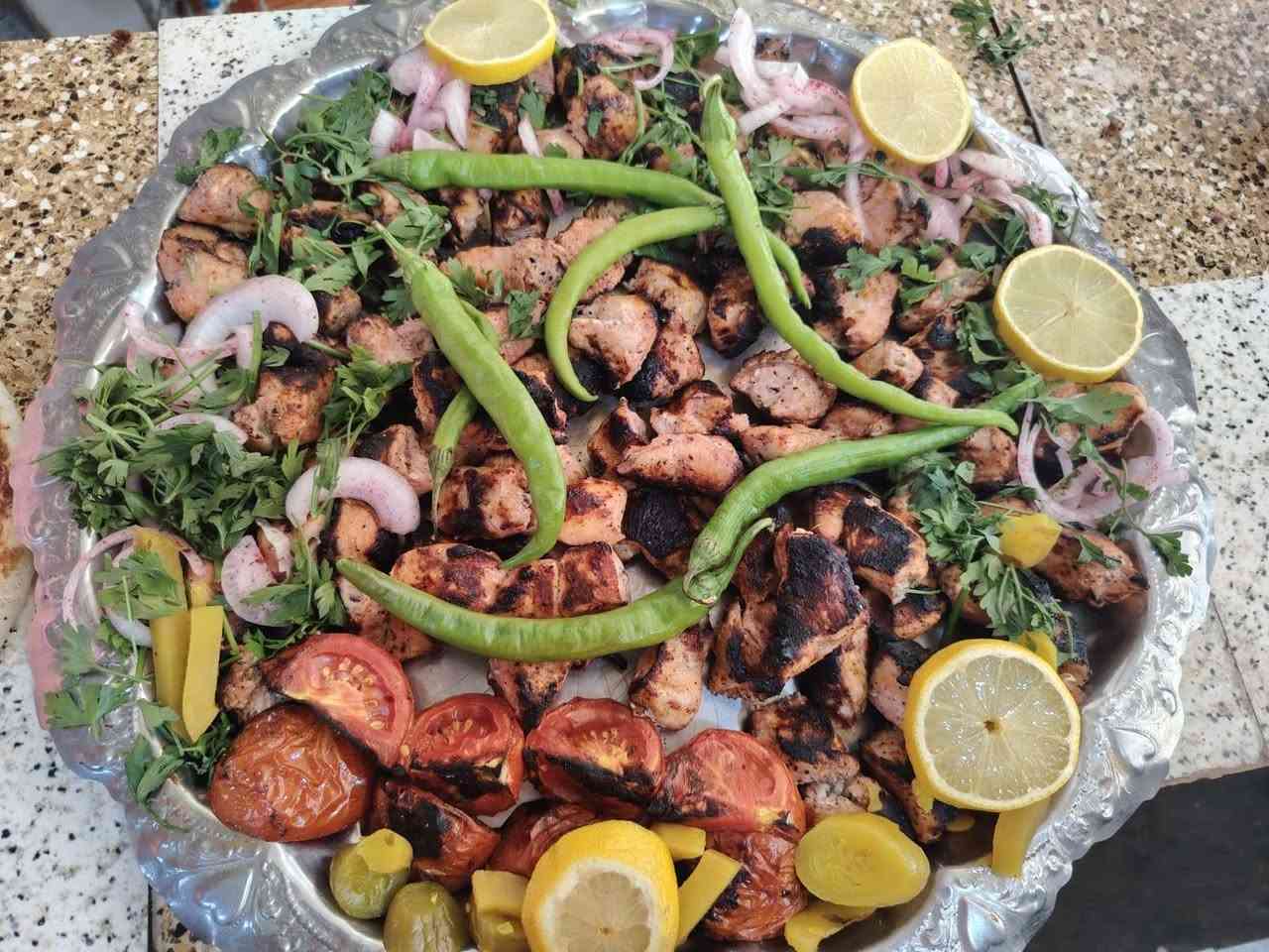🔥 منيو مطعم مشويات ابو غزل  🔥
🥩 الكيلوات
• كيلو كباب لحم عراقي — 20 ألف
• كيلو كباب دجاج — 15 ألف
• كيلو تكه دجاج — 15 ألف
• كيلو معلاق — 25 ألف
• كيلو أجنحة دجاج — 10 آلاف
• كيلو تكه لحم (حبل ضهر) — 30 ألف
🍢 النفرات
• نفر كباب لحم — 8 آلاف
• نفر كباب دجاج — 7 آلاف
• نفر تكه دجاج — 7 آلاف
• نفر تكه لحم — 9 آلاف
• نفر معلاق — 9 آلاف
• نفر أجنحة دجاج — 7 آلاف
🍞🥗 جميع الطلبات مع خبز ومقبلات
📍 العنوان: #الموصل – #الرشيدية، قطاع أول، شارع المستوصف القديم، قرب مستشفى ابن سينا
📞 اتصال أو واتساب: ***********
***********
🛵 توصيل إلى كافة مناطق #الموصل.
