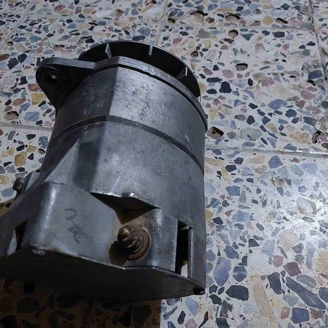 اسلام عليكم دينمو كريدر 12Gللبيع امريكي ***********
