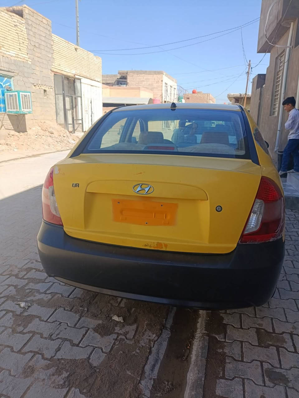 السلام عليكم  اكسنت موديل 9  البيع  رقم صدامي  عليه شارت حجز وارد خليجي  ستوني مسويله  تنكجيه عوزه بس صبغ   العنوان نجف  السعر 35 وبيه مجال الهاتف ***********
