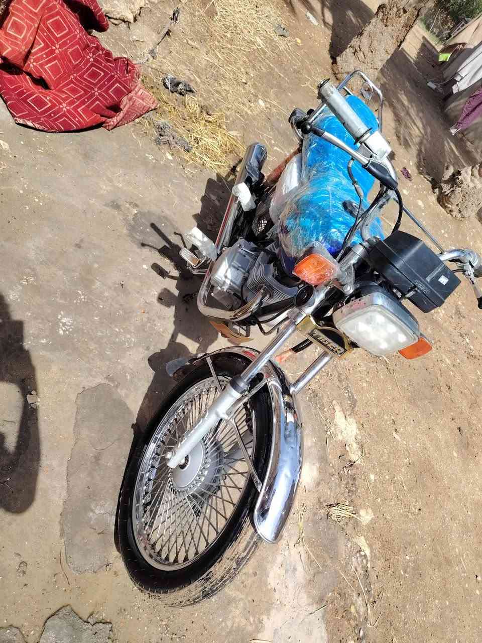 السلام عليكم 🫡 
دراجه للبيع تايكر مديل 2021 ختم سونك أوراق سكنر
دراجه حلوه نضيفه شوفت عينكم بيها نقوصات بسيطه ضعف بل كهرباء و تفيلز مكينه عداد تواير كلها جاهزه 👇 دراجه نضيفه
سعر 600 مكان سماوه ناحية الكرامه : ملاحظه مكلاف بل نشر وحياكم الله 🫡


**إذا كنت صاحب هذا الإعلان وتريد حذفه لأي سبب، رجاءا أرسل رسالة إلى الدعم الفني**