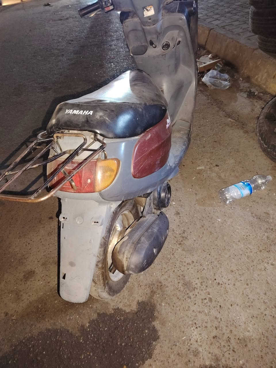 السلام عليكم دراجه منغولي دراجه حلوه ونضيفه كهربايات كله شغاله بيه صوت بلكير وكابريتر شويه تعبانه  مفتوحه دراجه سعر 300 وبيه مجال بصيط رقم ***********
