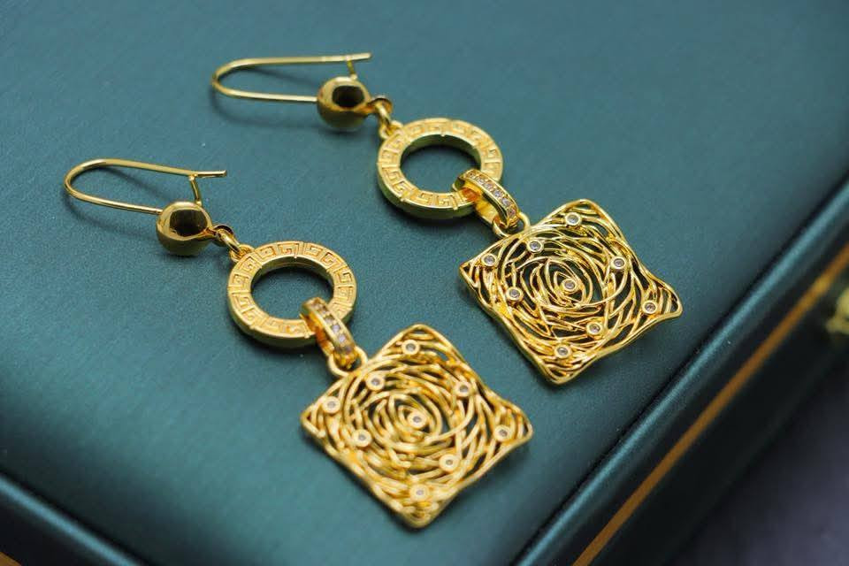 ادوخكم ابجمال الايطالي  تراچي ايطالي يعني ذهب مايكلب


**إذا كنت صاحب هذا الإعلان وتريد حذفه لأي سبب، رجاءا أرسل رسالة إلى الدعم الفني**