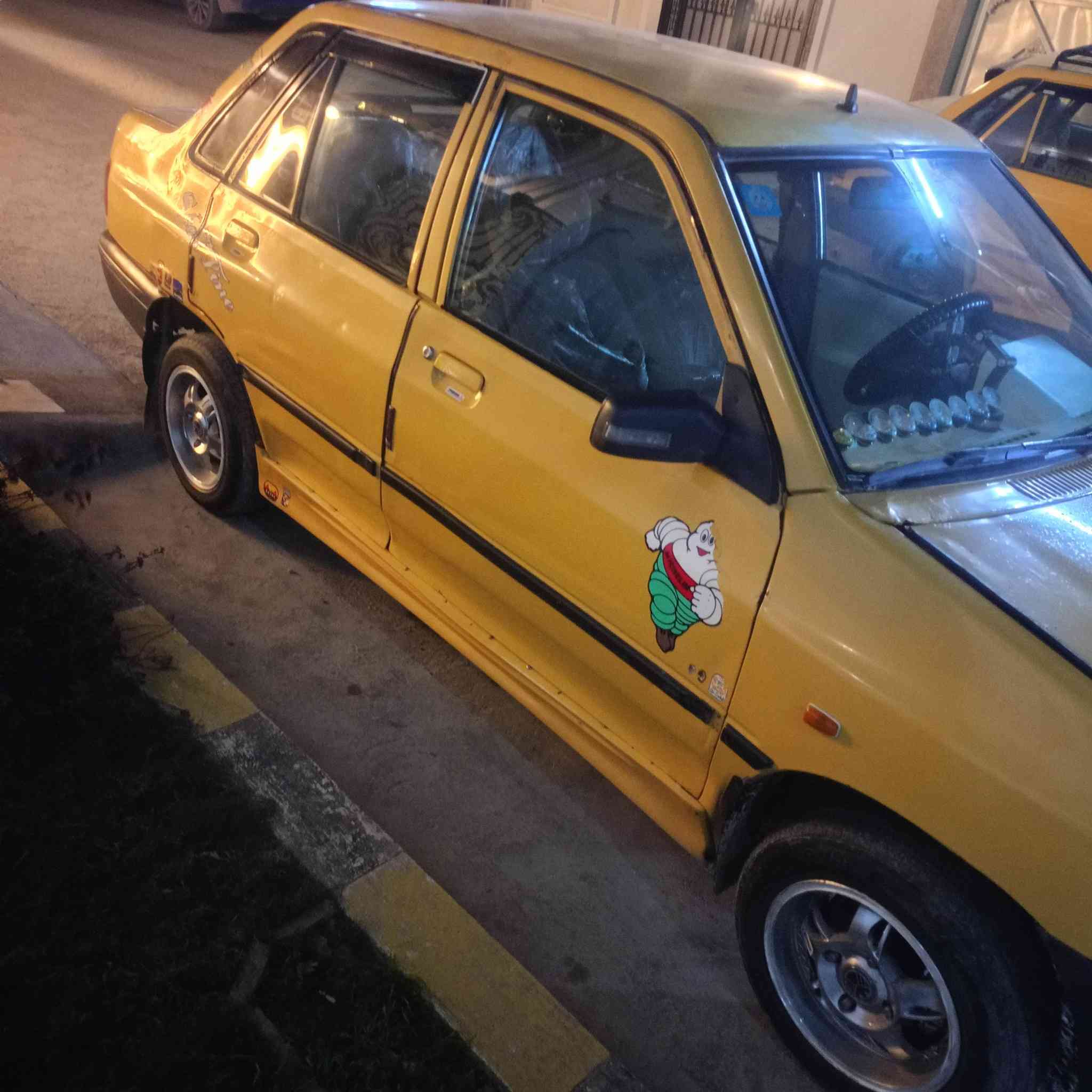 سلام عليكم سايبه موديل 9 رقم الماني بسمي سنويه الحد 28 كير مكينه حلوات مصبوغه حزام جماليه الغود حلوه تحويل ثاني يوم السعر 20 ورقه مكاني الدروره معلمين ***********
