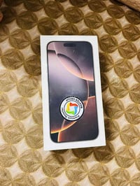 ايفون 16 برو ماكس ذاكره 256 بطاريه 98 نضافه 100‎%‎ زلغ مابي هو والجديد...
