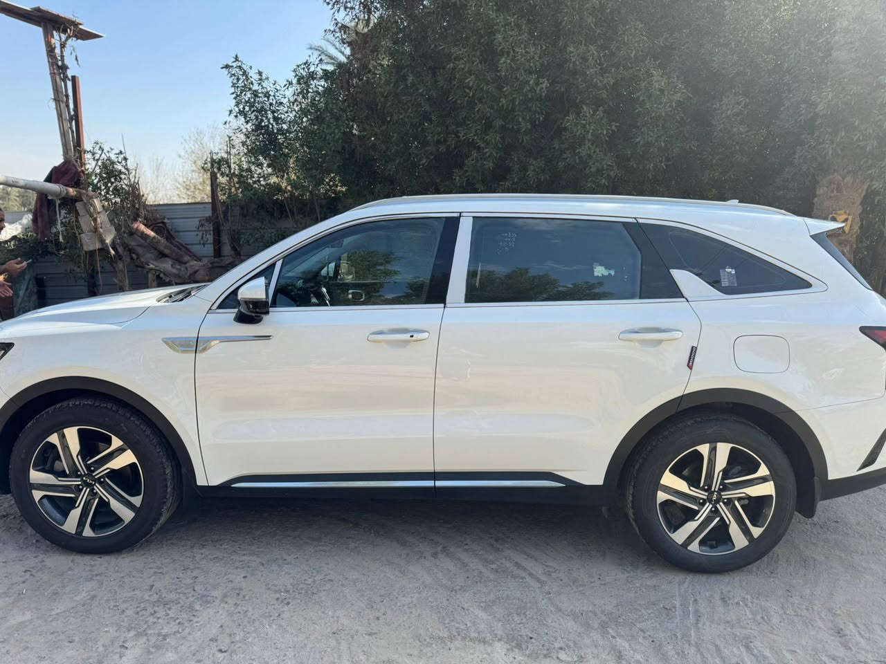 سورنتو  2023 كفالة عامة فول عدا البانوراما
كشنات جلد 
كشنات تدفئة تبريد
كشنات امام كهرباء
كاميرات ٤
بصمة 
مانع انزلاق
٦سلندر
ماشية ٣٩ونص قابلة للزيادة
صندوك كهرباء
تشغيل عن بعد 
السعر ٢٩٥ 
***********
