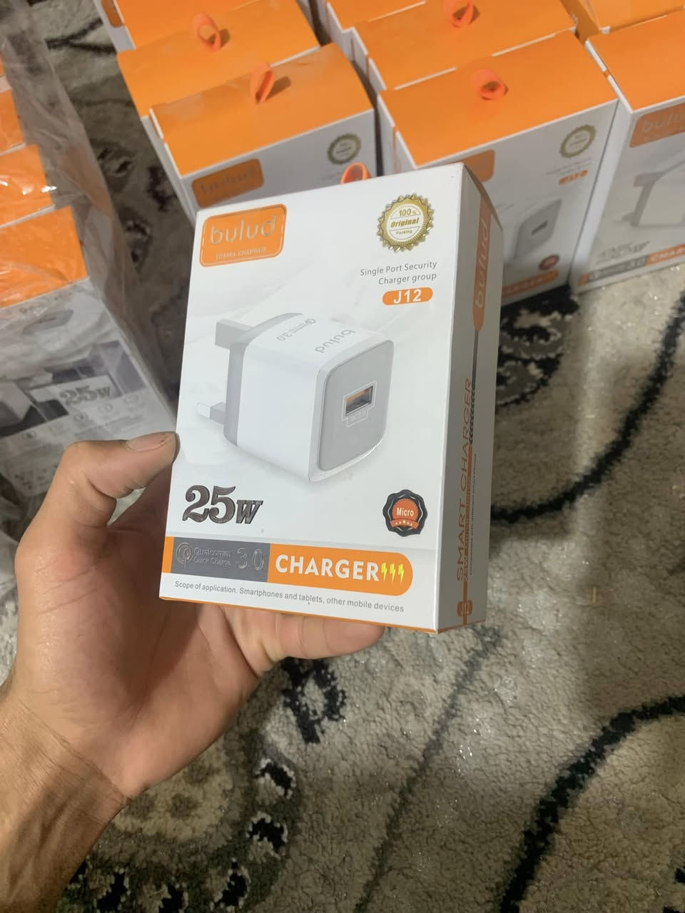 اسلام عليكم 
شاحنه كامله منوعه ايفون تايبسي مايكرو العدد 53  سعر القطعه 2500 ابيع شلعه عنواني كربلاء توصيل موجود
 هـ***********
