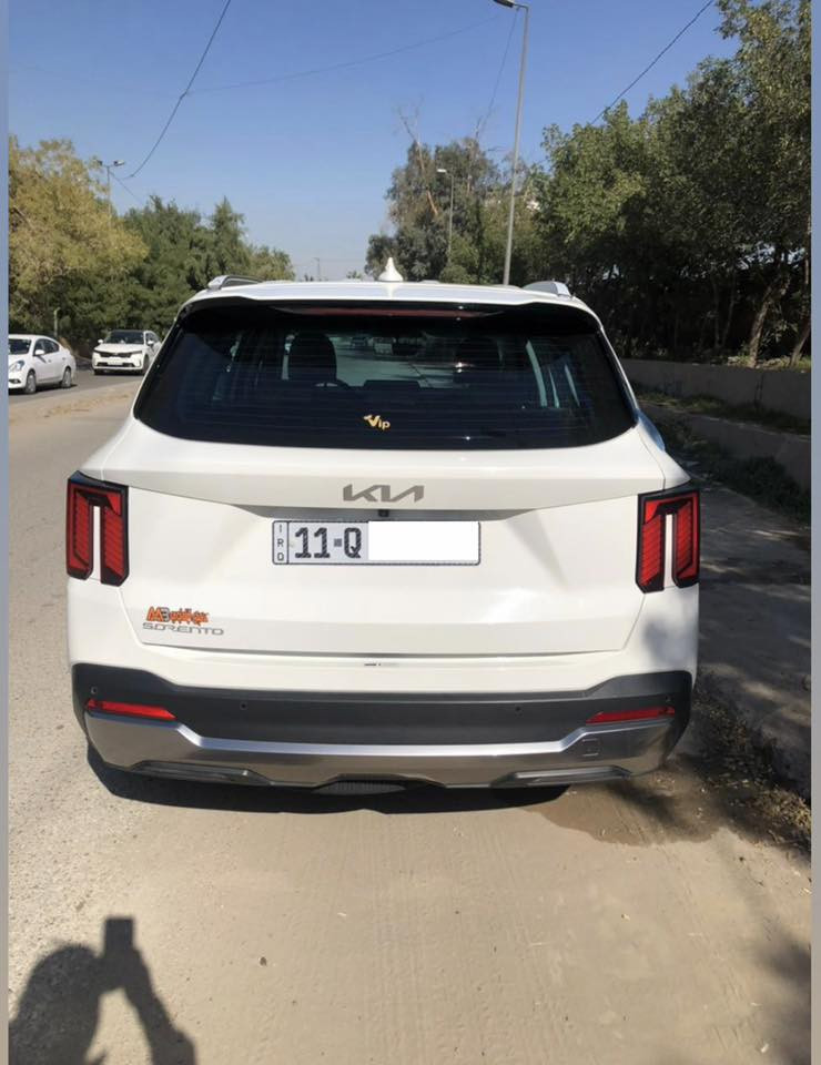 السلام عليكم 
كيا سورنتو ٢٠٢٥ ماشيه ٤٧ ، محرك ٢٥٠٠  ويل ٢٠  كير ماوس كشنات الامامية كهرباء صندوك كهرباء بصمه تشغيل عن بعد السياره جديده جداً الشركة الدوليه مكفولة من كلشي بعدها بلزكات الشركة الكشنات مدوشمه جلد 
السعر ٢٦٥ 
للاستفسار  *********** مااجاوب تعليقات
