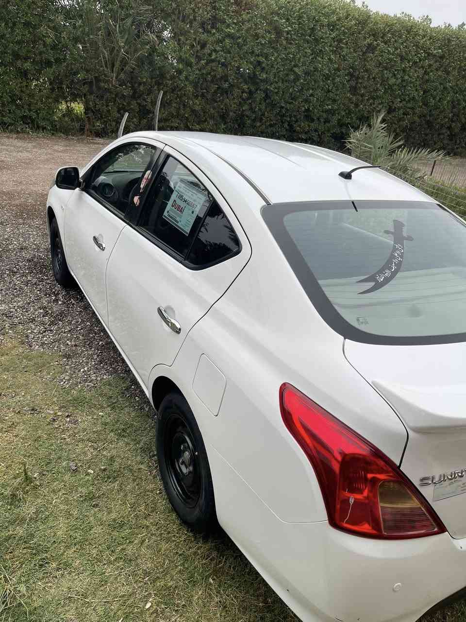 سلام عليكم سياره نيسان سني موديل 20 ماشيه 166هندي مكفوله كفاله عامه عده بارد بخشم قبق الجنطه راجع على الجهازمبين اصلن السياره جاهزه من كلشي رقم واسط تحويل ثاني يوم السعر 115وبيه مجال العنوان واسط مركز المدينه ***********
