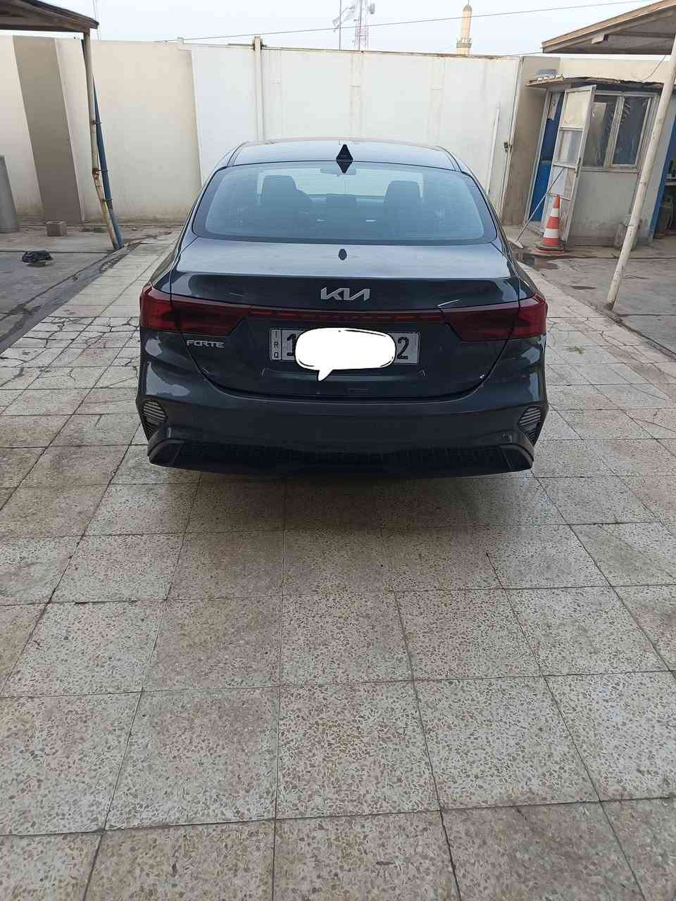 فورتي موديل 24 بجم كبس مكينه الفين دوش  نص فول ماشيه 31الف مرقمه بغدادبسمي حادثه قبق الصندوك مبدل ومصبوغ وبيه بارد حافت الجاملغ الخلفي وبيه رصعه صغيره بلباب الخلفي موظحه بلصوره السعر 166وبيها مجال للستفسار على هذا الرقم *********** مكاني بغداد الشعله
