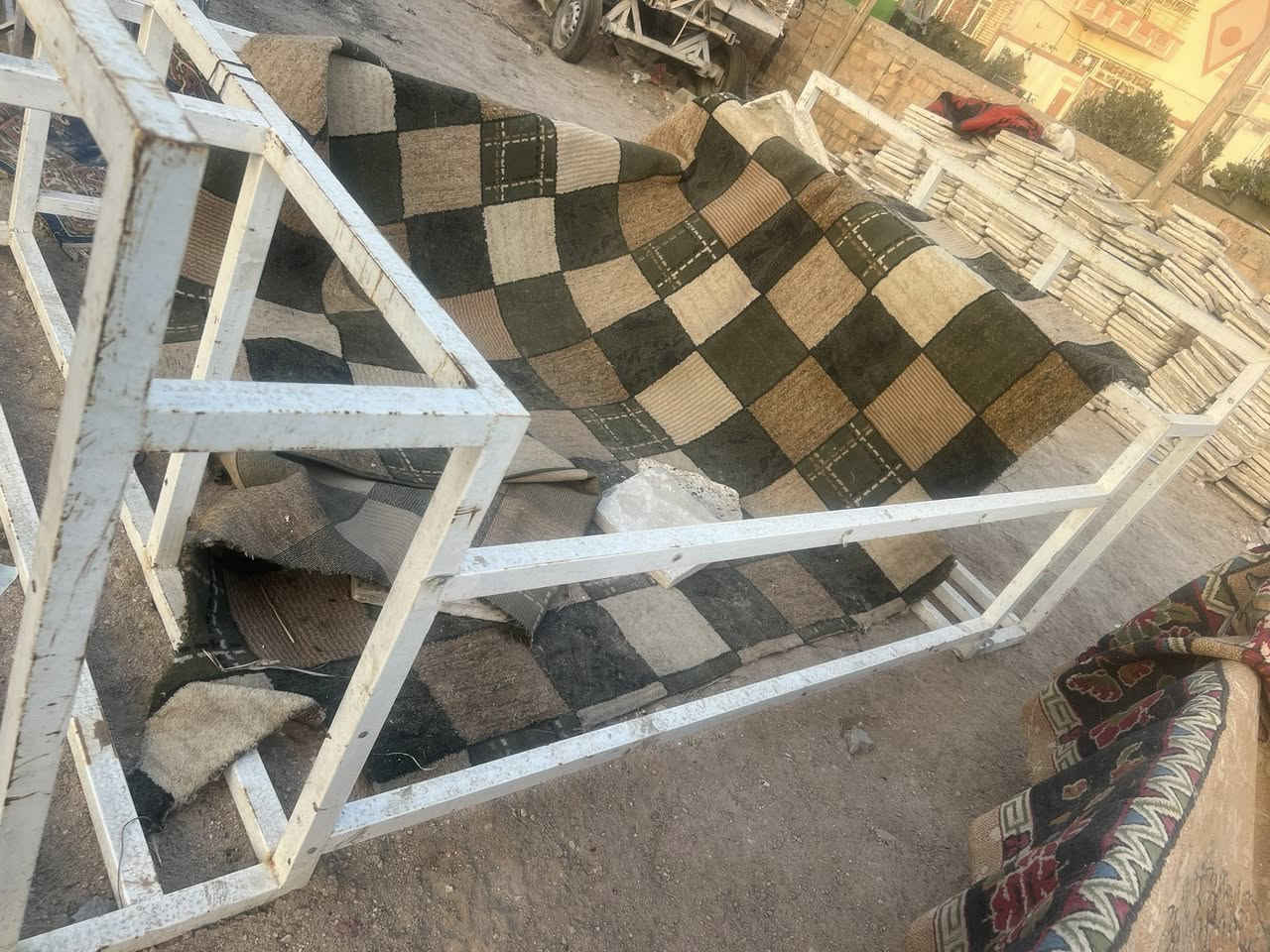 قفص سماعات  ينشد ع بنكو للبيع ناصريه سعر خاص أو الاتصال ع رقم ‭0786 702 6472
