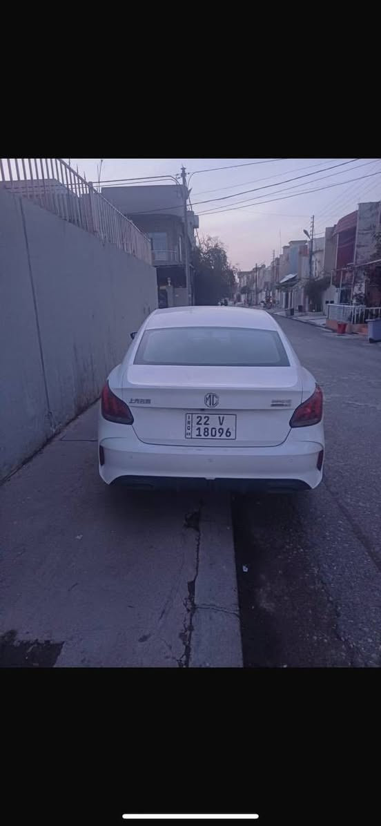 MG GT
2025

امجي. ٢٠٢٥      

٤٠٠٠ رۆشتیە.  وەک سفر وایە

شوێن هەولێر 

***********
١٠٥.  وەرەقە و مەجال
***********
