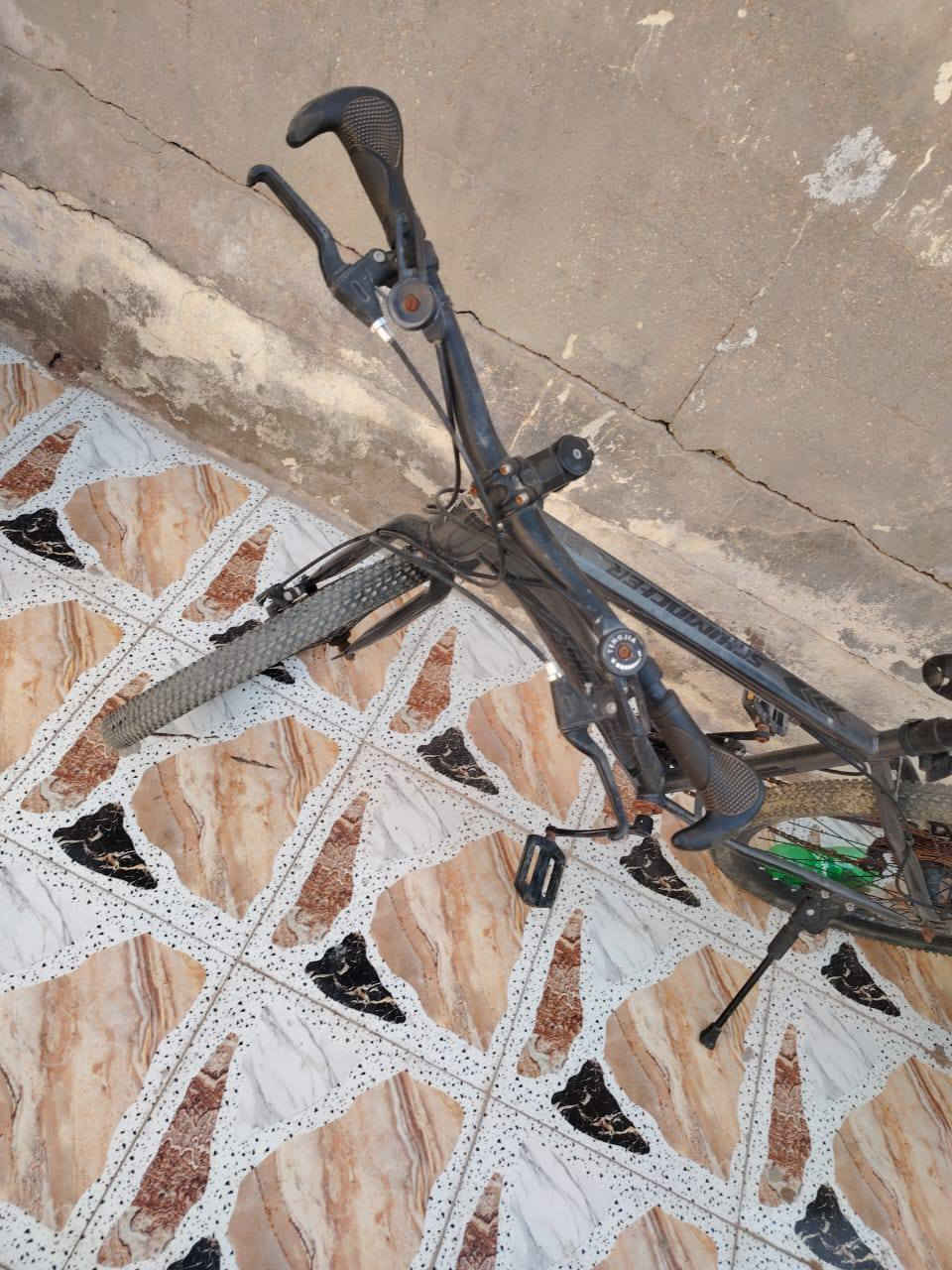 باسكل جبلي نضيف قليل الاستخدام حجم 26السعر 150وبي مجال مكاني كوفه


**إذا كنت صاحب هذا الإعلان وتريد حذفه لأي سبب، رجاءا أرسل رسالة إلى الدعم الفني**