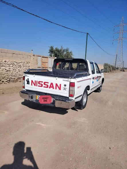 نيسان موديل ٢٠١١ سياره خير من الله محرك اكسن كير مكفول سياره نضيفه بيه ضربه بصيطه بل بجم والباقي ع شرط رقم بصره السعر ١٢٠ وبيها مجال الشراي يتصل ***********
