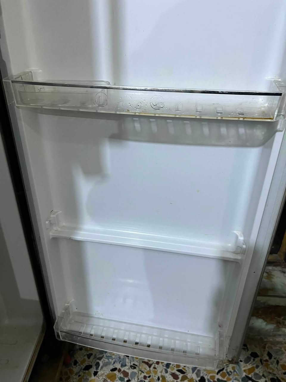 ️ ثلاجة Balsan أصلية للبيع ❄️
بحالة جيدة جدًا، تبريد ممتاز والفريزر يجمّد زين، نظيفة وشغالة . السعر مناسب وقابل للتفاوض للجادين فقط، المراسلة على الخاص.
***********
