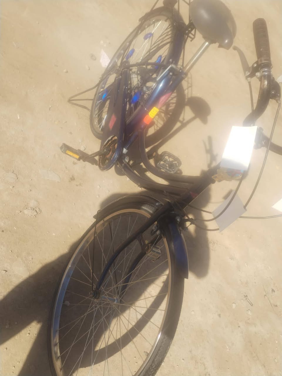 السلام عليكم بيسكل البيع تركيب بعده جديد غراضه كله جدد بدال قفل امامي كله شغال ما مصبوغ السعر 85بي مجال قليل مكاني عماره نهاوند شارع عشرين 
***********
