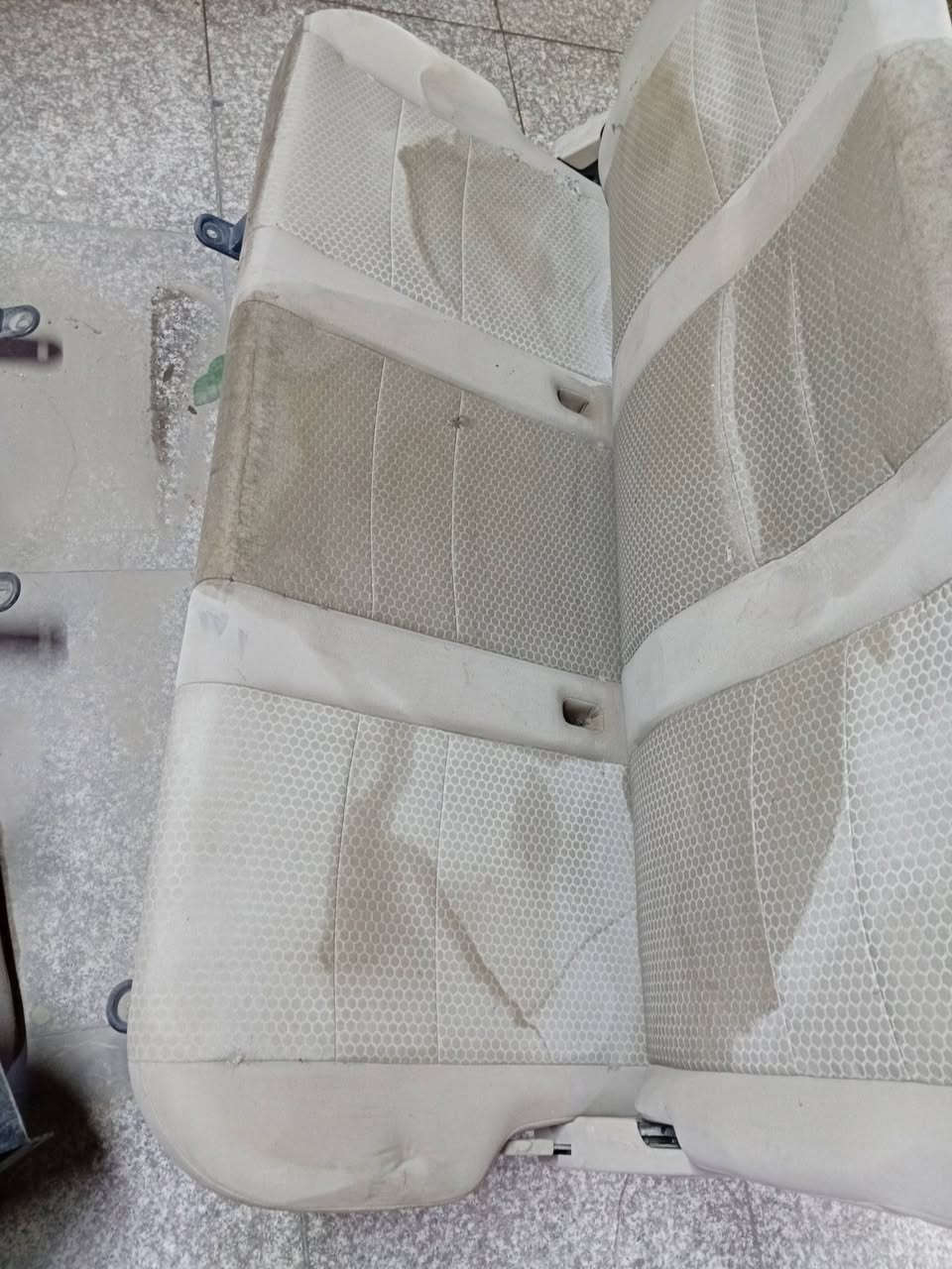 للبيع كشنات فاو خفشة عدة السايق والصدر
٢ قلاب 
١خلفي
مكاني الغزالية
صاحب الكشنات 
***********
