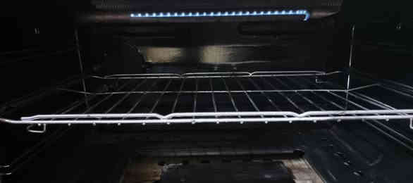 السلام عليكم
طباخ خمس مشاعل شغال للبيع 
الافران شغالة فوك وجوة
السعر 150وبي مجال
المكان بغداد المشتل
***********
يوجد اتصال او واتساب
