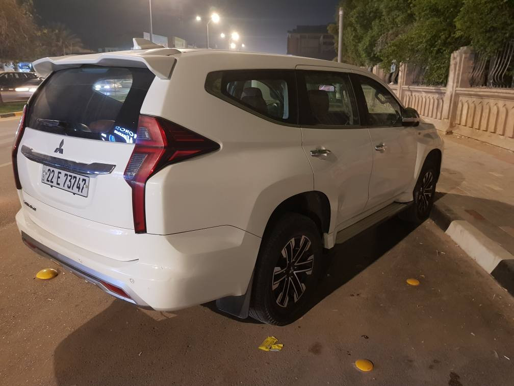 باجيرو سبورت موديل 2022 رقم اربيل بأسمي مكفوله من الصبغ سياره نظيفه جدا ماشيه 65 الف كيلومتر للاستفسار الاتصال بالرقم *********** مكان السياره بابل او بغداد . حلة, بابل
