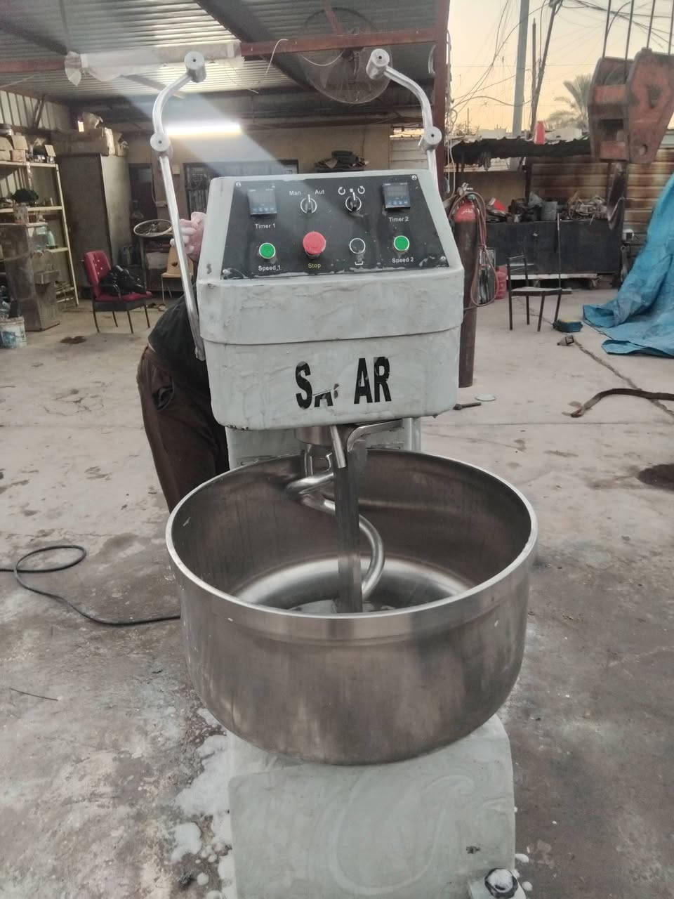 محمود الساعدي لبيع وشراء والمراوس وتجهيز المطاعم والافران هاتف ***********/***********
