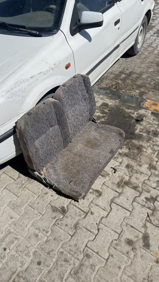 غراض تفصيخ فوتون بسعر مناسب المكان نجف للستفسار على هاذه الرقم وتدللون واني خادم
***********
