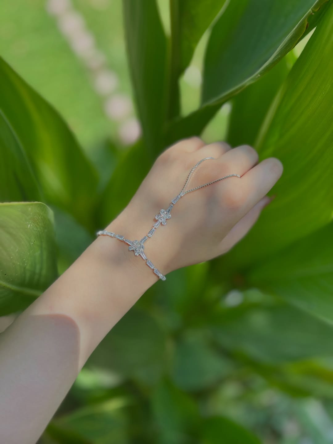 أكسسوارات ڤينوس بلص💍👑


**إذا كنت صاحب هذا الإعلان وتريد حذفه لأي سبب، رجاءا أرسل رسالة إلى الدعم الفني**