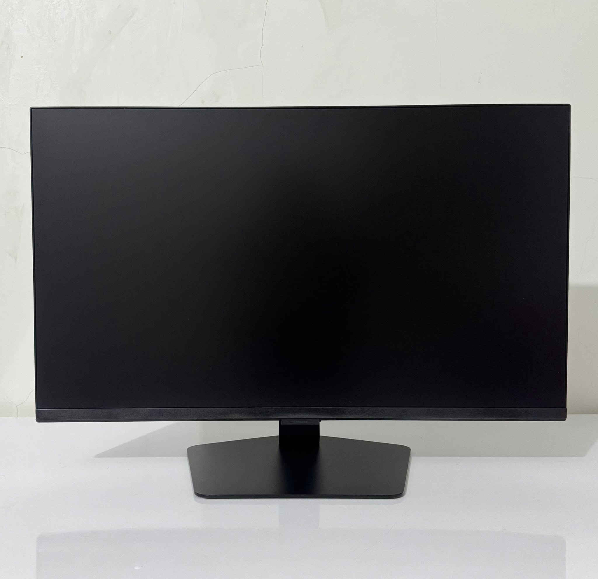 للبيع شاشة Samsung Odyssey G5
المواصفات :

• الدقة: 2K WQHD (2560 x 1440) - وضوح وتفاصيل خرافية.

• معدل التحديث: 180Hz - سلاسة تامة في الألعاب السريعة (مثل Warzone و eFootball).

• الحجم: 27 بوصة.

• الستاند: متحرك بالكامل (Adjustable Stand) - تحكم بالارتفاع، الإمالة، والدوران (Pivot) لوضعية مريحة جداً.

• الحالة: جديدة.

بعدها لوك طك الكارتون مسخدمة فقط اسبوعين 

📍 المكان: الديوانية.

💰 السعر: [علق بتم]


**إذا كنت صاحب هذا الإعلان وتريد حذفه لأي سبب، رجاءا أرسل رسالة إلى الدعم الفني**