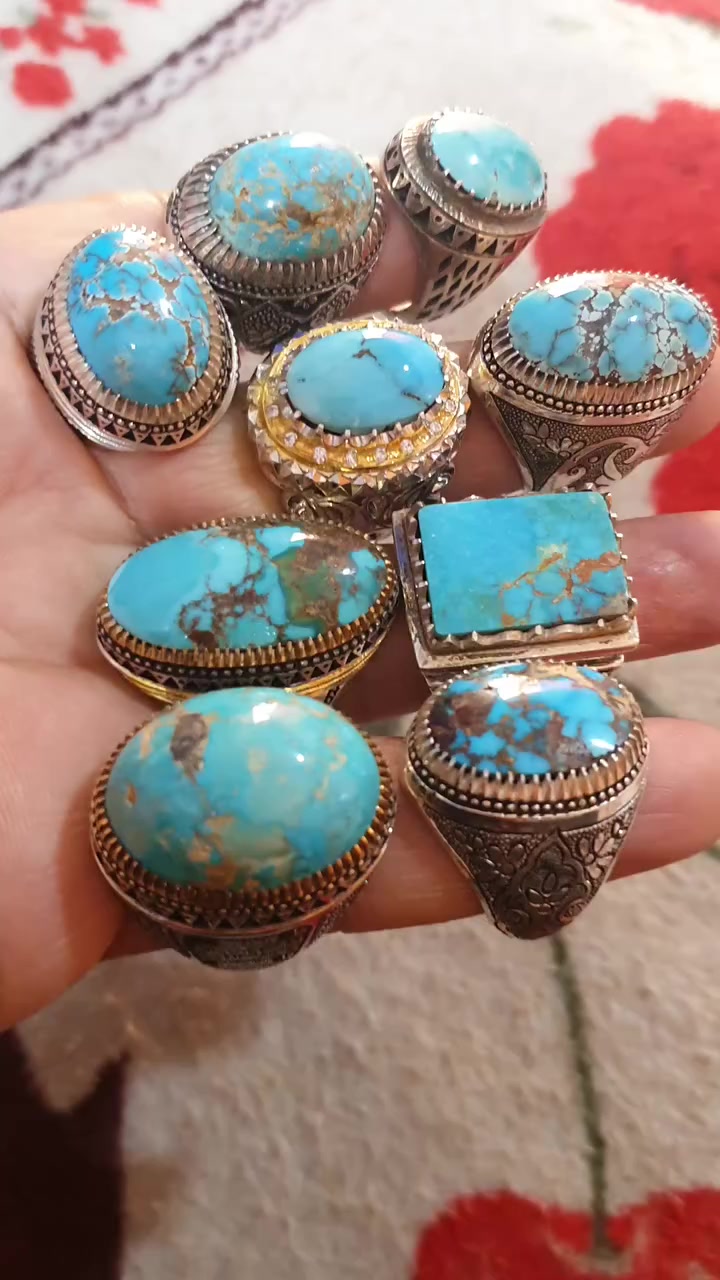 21 محبس كلهن تحف وصياغة ثكيله وصياغة بحرينيه 12 واحد بيهن و  صياغة رفيعي 9
3400 الف شلع


**إذا كنت صاحب هذا الإعلان وتريد حذفه لأي سبب، رجاءا أرسل رسالة إلى الدعم الفني**