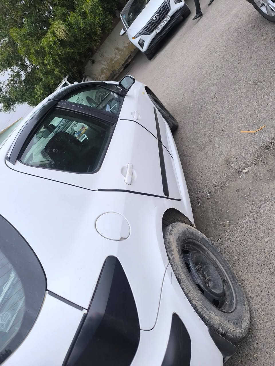 صدر امامي خلفي جديد
تخم تاير جديد

نوزلات جدد

بلكات جدد

فلاتر تبريد - شوته - بانزين جدد

فيتبم جديد

تبريد ثلج 

شاشة ابل كار بلي 
كهربائيات وضع الشركة بلادية

مبدل بيهه باب خلف السايق وبنيد وثنينهن مصبوغات مع العلم الباب جانت مدحوجه والبنيد شي سطحي وانشك بدون اي اضرار والصور قبل التبديل موجوده 

رايدهه ب٥٨ ورقه مكاني بغداد الدورة 

رقمهة مثنى بإسمي سنويتهه لل٢٧ 

للاستفسار ***********
