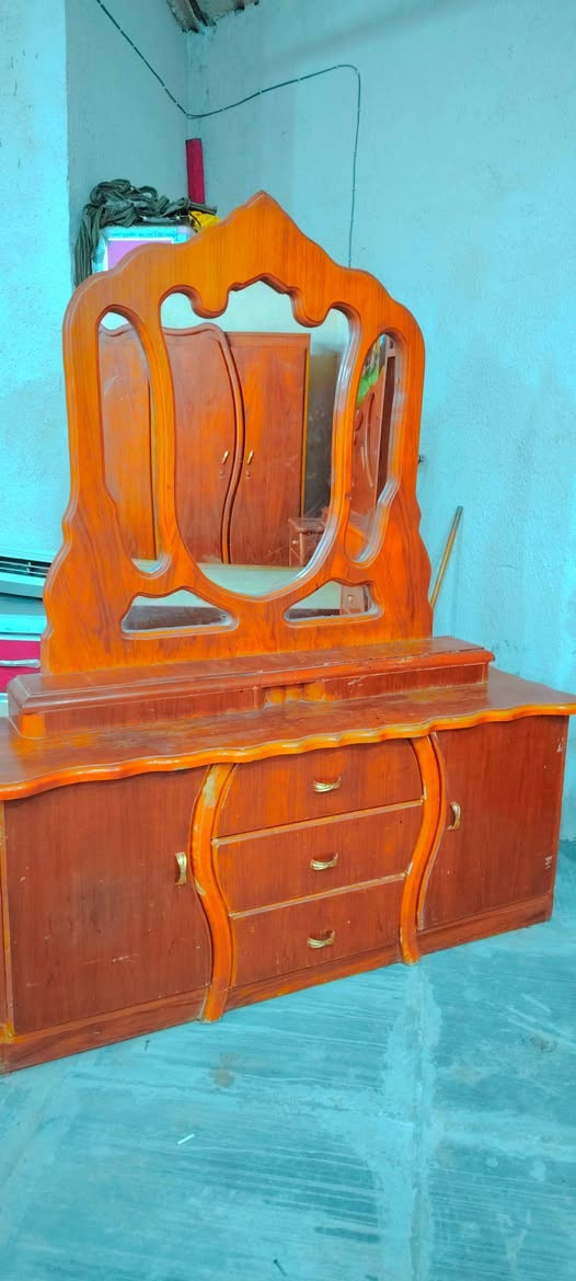 غرفه اخشاب تسكام درجه اولى شغل يخبل استخدام قليل السعر ٨٥٠ الف
العنوان البدير شارع جامع ال حجي رشيد القريشي مجاور جملة جاسم البولاني
***********
***********
