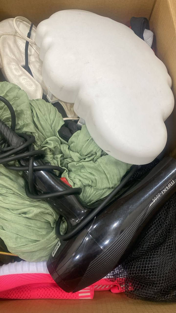 ياالله السلام عليكم
بضاعة شي ان منزلي كهربائي
للبيع لعدم التفرغ
سعر الكيلو ٣٠٠٠
وبيه مجال اذا شلعة كل بضاعة
يوجد تقريبا ٢٠٠كيلو
للاستفسار والاتصال 
***********
