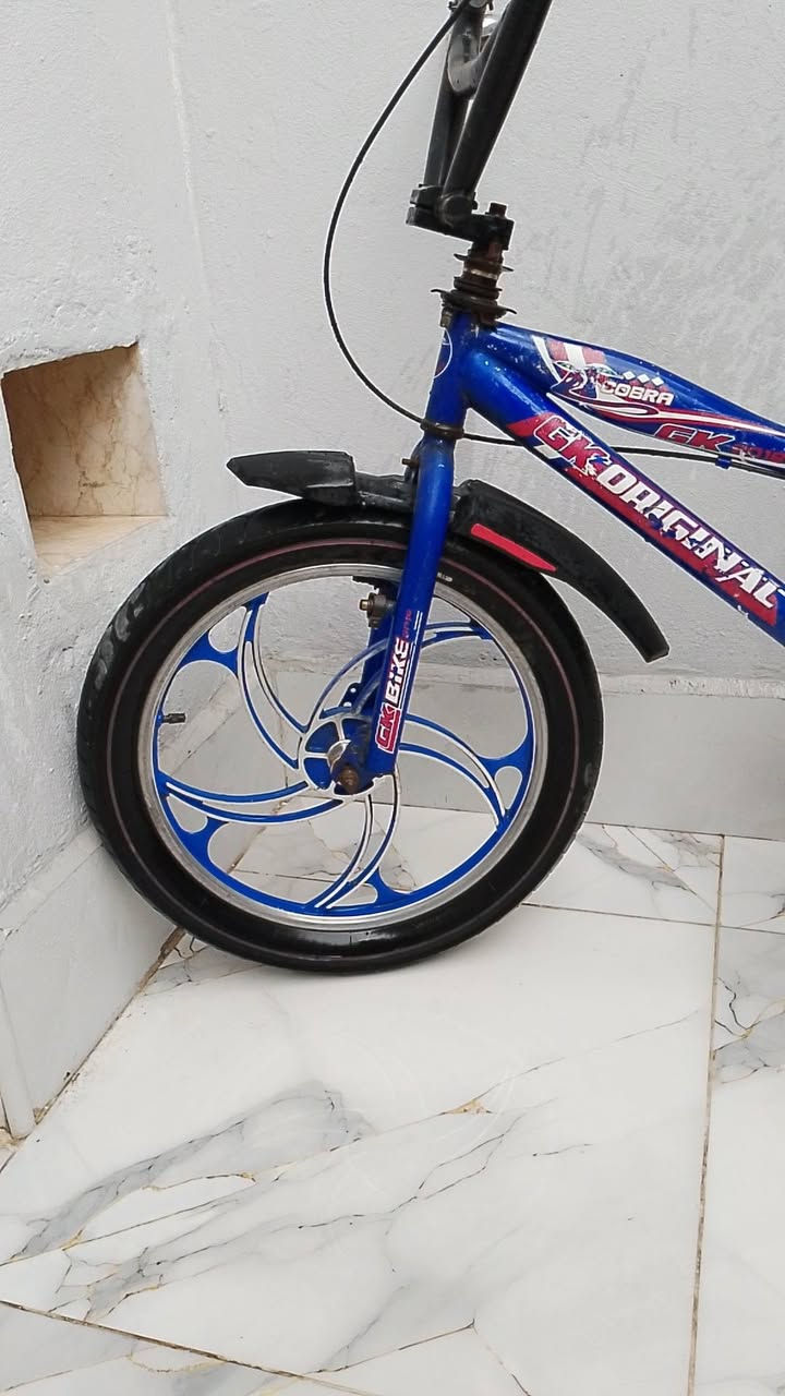 باسكن ياباني للبيع اصلي ما عايز كلشي تايرات جديدات كامل اشتريته لابني بس طلع جبير ما يكدر يسوقه عمره سبع سنوات واريد ابيعه لو مراوس باسكن ازغر من عنده عمر سبع سنوات سعر البيع 45الف نجف حي النداء


**إذا كنت صاحب هذا الإعلان وتريد حذفه لأي سبب، رجاءا أرسل رسالة إلى الدعم الفني**