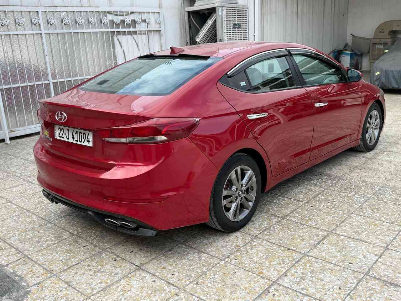 السلام عليكم النترا 2018 رقم اربيل تحويل مباشر بسمي بيه صبغ البنيد فقط بدون دواخل بدون ايرباك سيارة جديدة وجاهزة مابيه اي نقص محرك كير مكفولات صدر امامي خلفي جديد تخم تاير جديد ماشية 96 للاستفسار *********** السعر 122ورقة مكان بغداد
