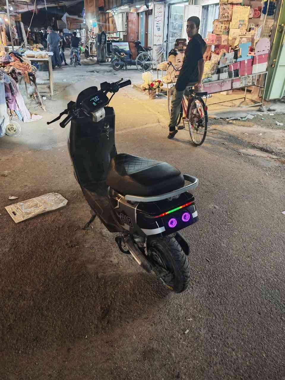 السلام عليكم عندي درجة شحن بيع 
318 مكانك بغداد حي العامل بطارية جديد 6 السعر 475 شراي تصل رقم ***********
