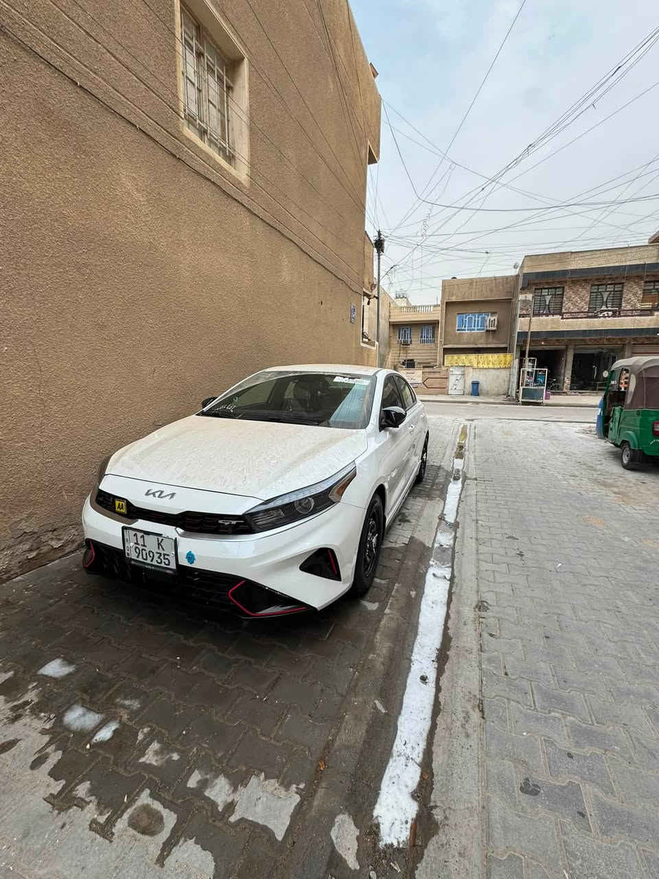 سلام عليكم فورتي موديل 2024 سيارة ماشيه44السعر 165وبيهامجال مكانها بغداد ***********
