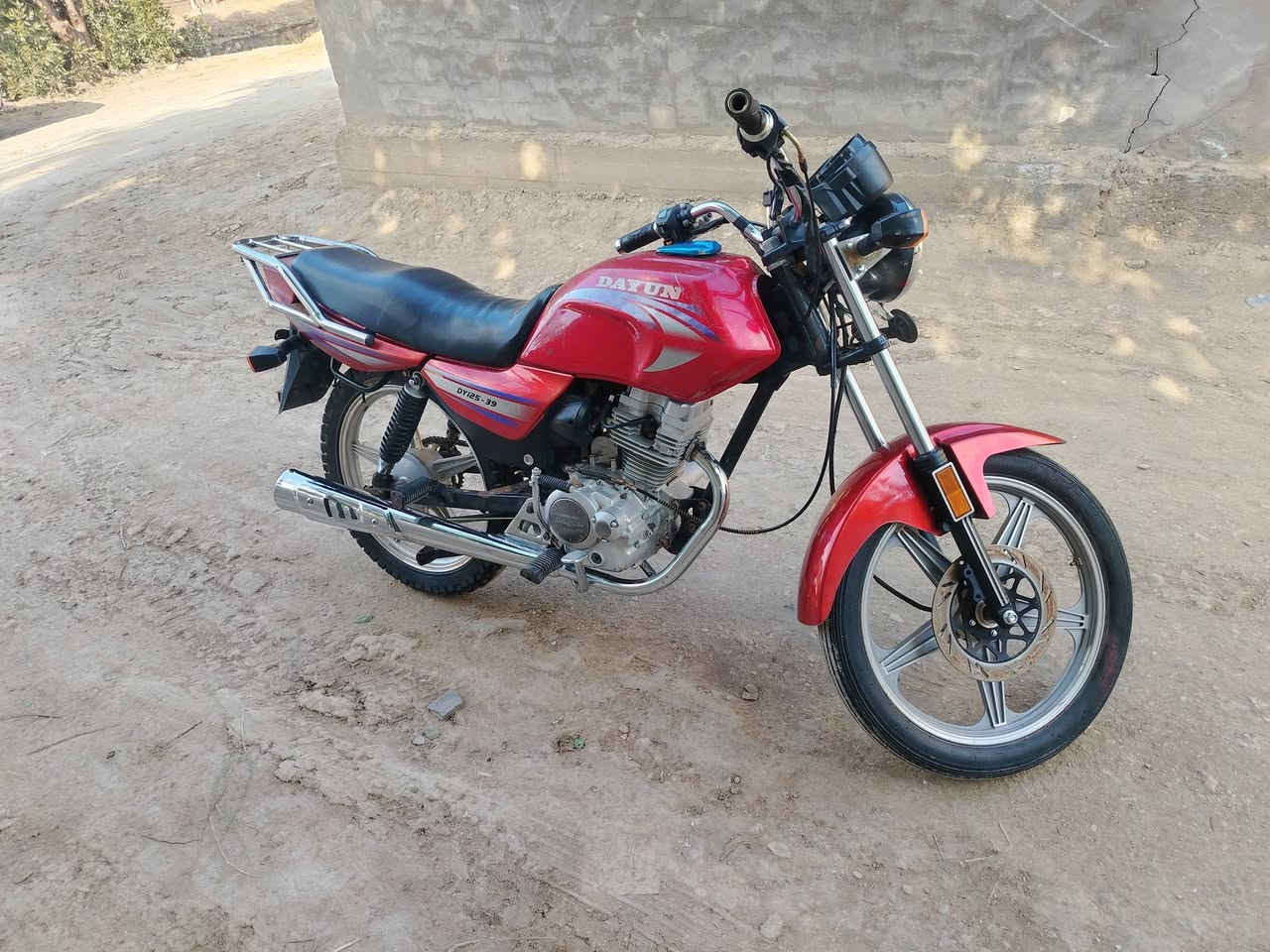 سلام عليكم للبيع دراجه نوع دايون موديل ٢٠١٨ مكفوله أوراق اصولي كلشي بيه شغال كهربائيات كله شغاله
مكاني. حله
الرقم ***********
