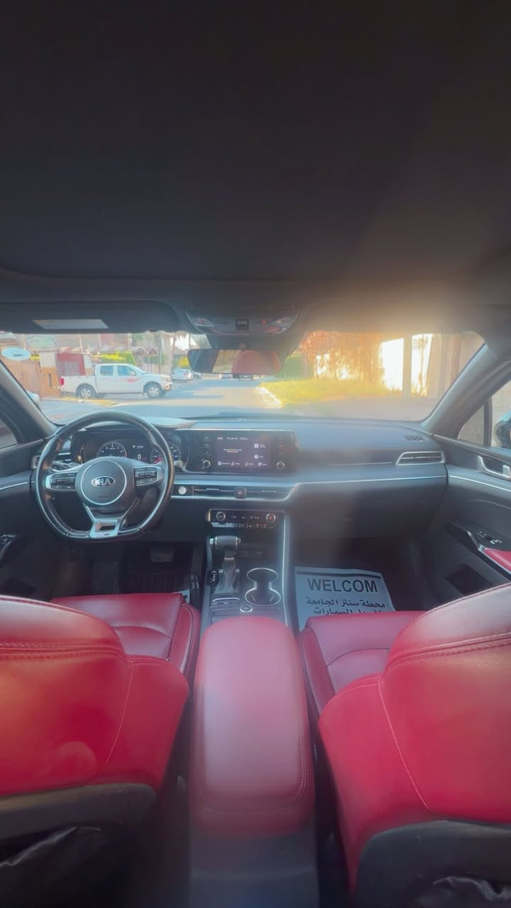 سلام عليكم
KIA k5 GT - Line 2021 فول 1/1
اللون مميز  ماشية ٥٧ الف كيلو صور حادث مرفقة مع الصور 
رقم اربيل السياره بأسمي

المواصفات
- حزمة GT-Line Red الداخلي باللون الاحمر والتي تكون باعلى فئة
- مكينة 1.6T
- سقف بانوراما 
-تشغيل عن بعد
- كير 8 سرعات
- إضاءة داخلية LED
- قيادة ذاتية
- تثبيت سرعة ( كروز )
- مصابيح أمامية LED
- رادار امامي 
- تحديد مسار 
- كامرة دوارة 
- اربع وضعيات قيادة  
- مقعد السائق كهرباء 
مكان سيارة بغداد حي الجامعة
***********
السعر 178 ورقة وبية مجال للشراي واي استفسار متواجد واتساب
